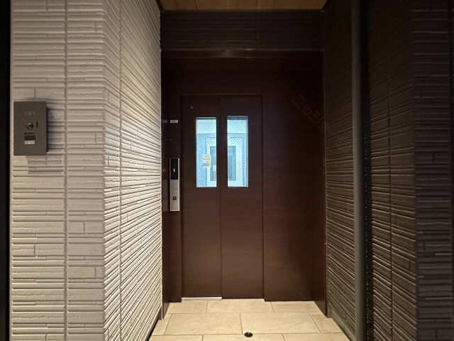 エレベータ エレベータ