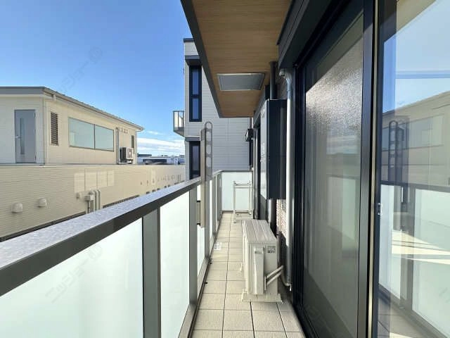 バルコニー バルコニー