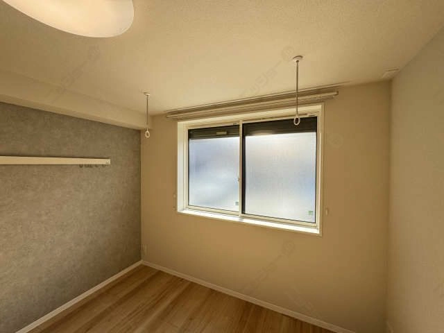 室内物干し(南洋室）