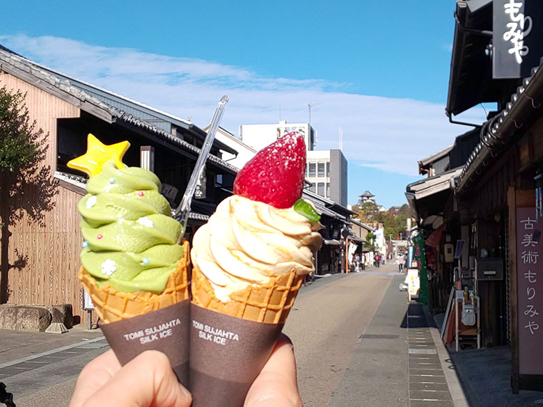 犬山城下町で食べ歩き 定番のハートから季節限定まで 本町茶寮 のソフトクリームが可愛くてsns映え 愛知県犬山市の住みやすさを紹介 住む街なび