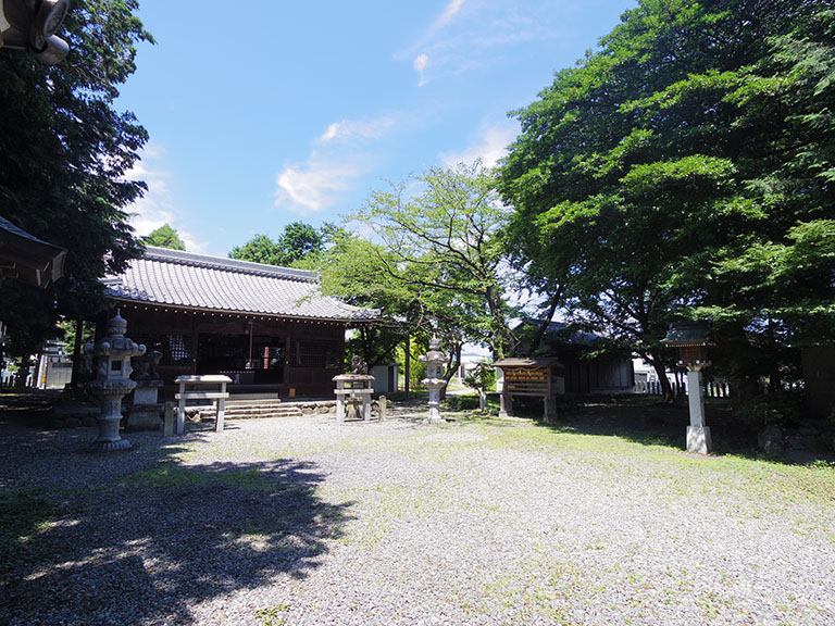 岐阜市にもあった 若江神社 の手水舎の紫陽花 岐阜市の住みやすさを紹介 住む街なび