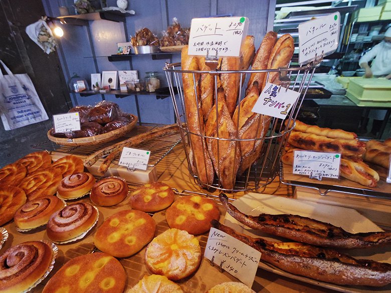 一社駅近く 名東区にある Tot Le Matin Boulangerie トレマタン ブーランジェリー でパンを買ってピクニックに出かけよう 名東区の住みやすさを紹介 住む街なび