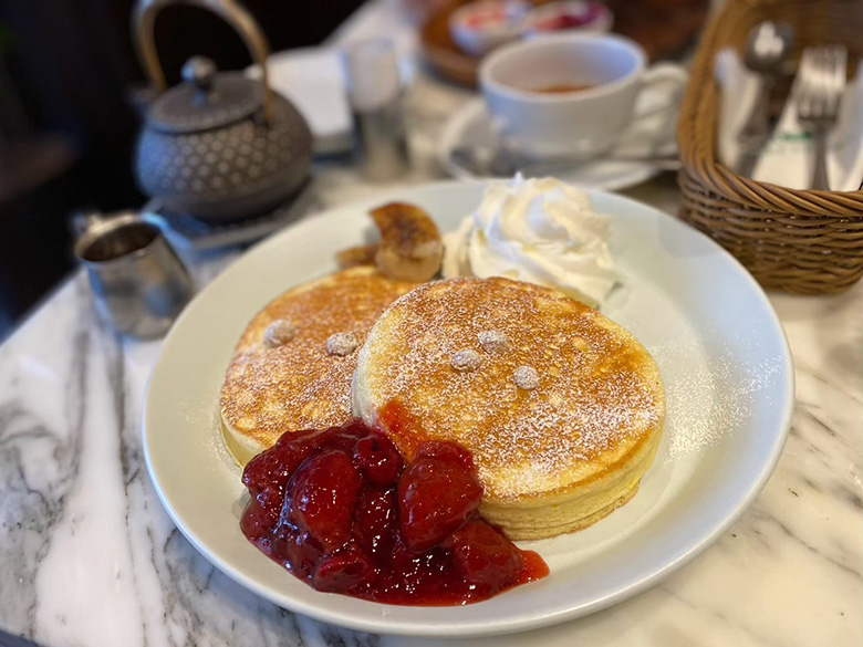 『カフェタナカ 本店』のモーニングへ行ってきた！本店限定のクッキー缶も無事に購入♡