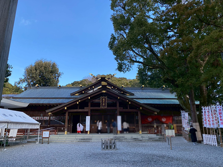 みちひらきの神様「猿田彦神社」は、伊勢神宮参拝の途中に立ち寄れる開運スポット