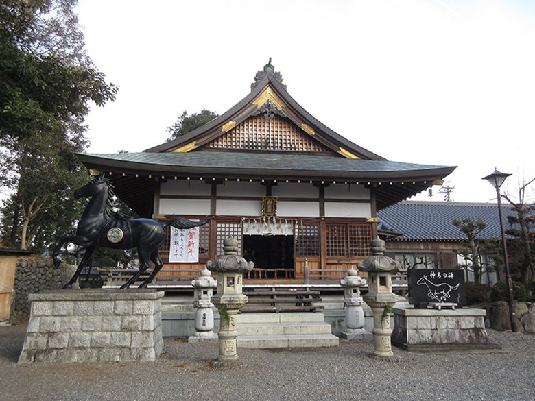 上げ馬神事で有名！三重県員弁郡東員町の「猪名部神社（いなべじんじゃ）」