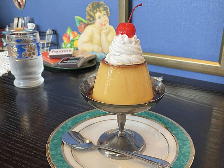 鈴鹿市にある「喫茶ぽると」へ行ってきた!昭和レトロな空間でプリンや季節のスイーツを楽しめる喫茶店