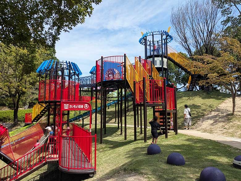 愛知県東浦町の「於大公園」遊具広場がリニューアル！忍者がテーマの大型遊具で遊ぼう