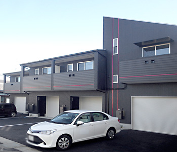 GARAGE HOUSE GIONELA