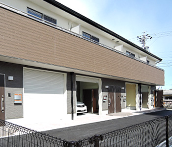 GARAGE HOUSE URBAN HILLS