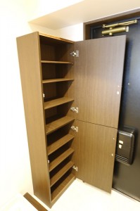 街中のビーチハウス1-2シューズボックス