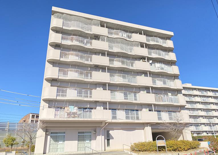 シティファミリー小坂Ｂ棟の外観