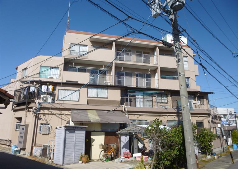 吉屋ビルの外観