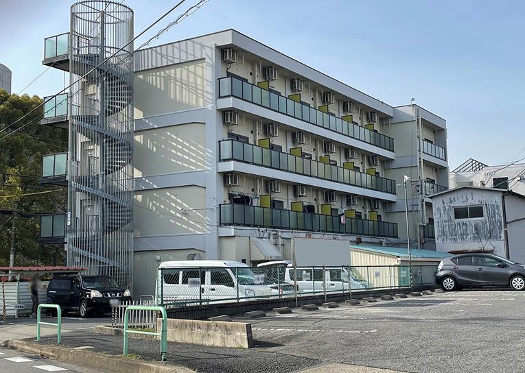 岡田第１ビルの外観