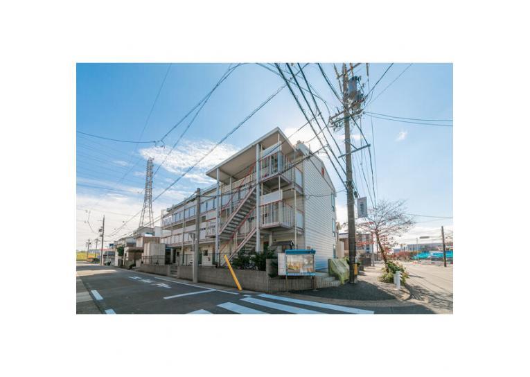 アイリス鶴里の外観