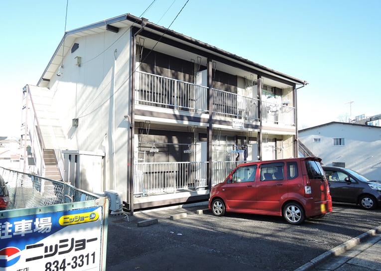弥生荘の外観