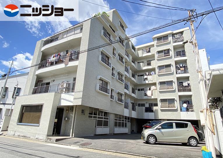 ユタカマンションの外観