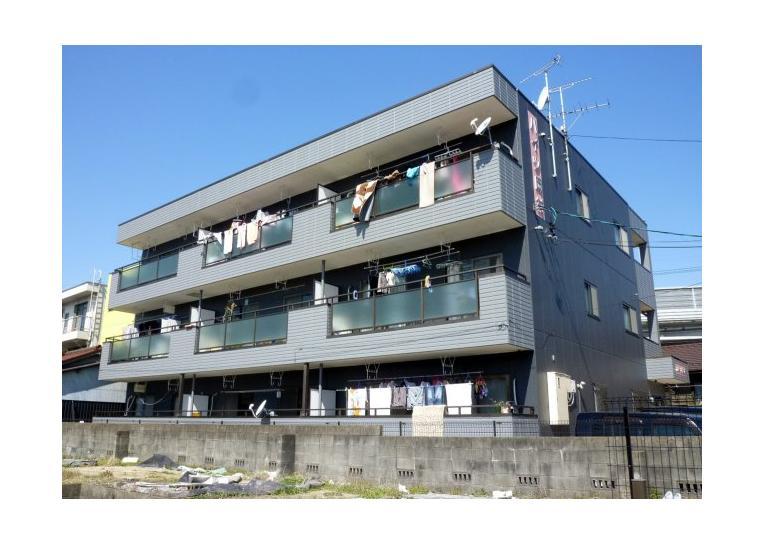 ハイツ岡村の外観