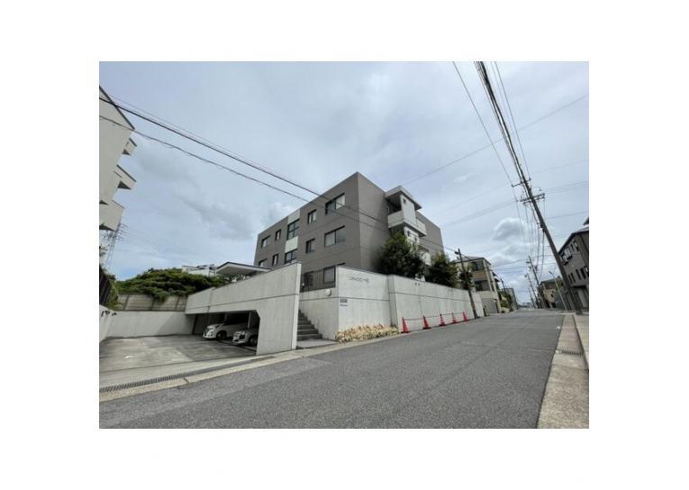 リポーズオン一社の外観