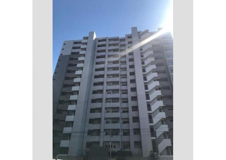プラウド金山の外観