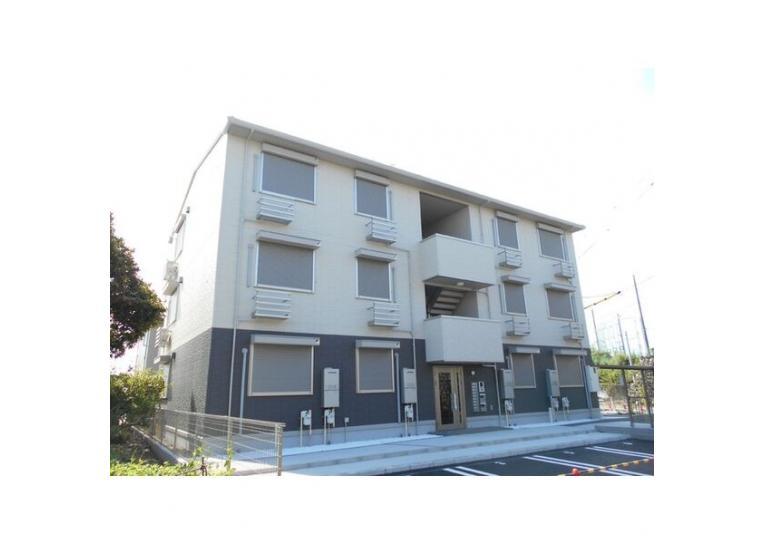 グランシャリオ穴橋　A棟の外観