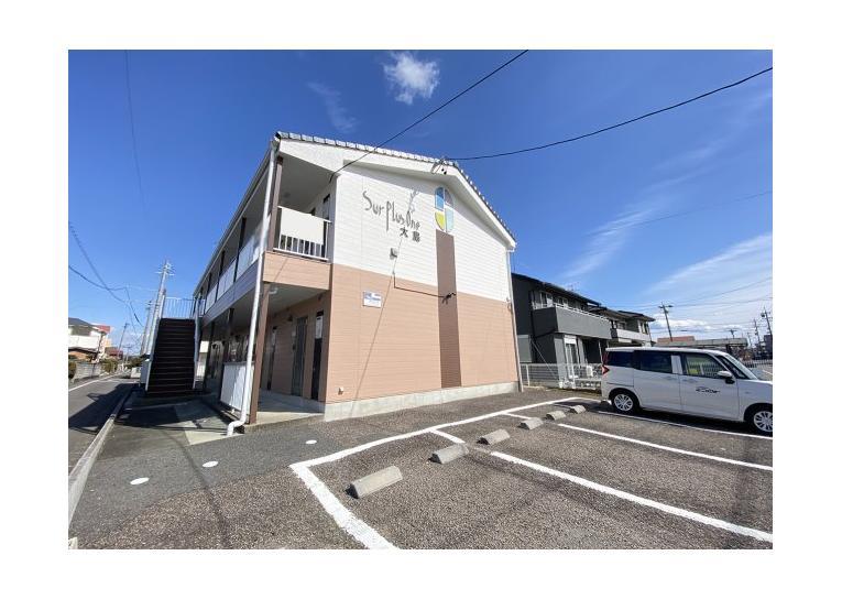 SurplusOne大島の外観