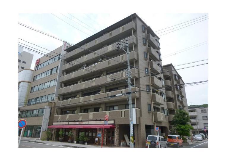 ファミーユDAISHINの外観