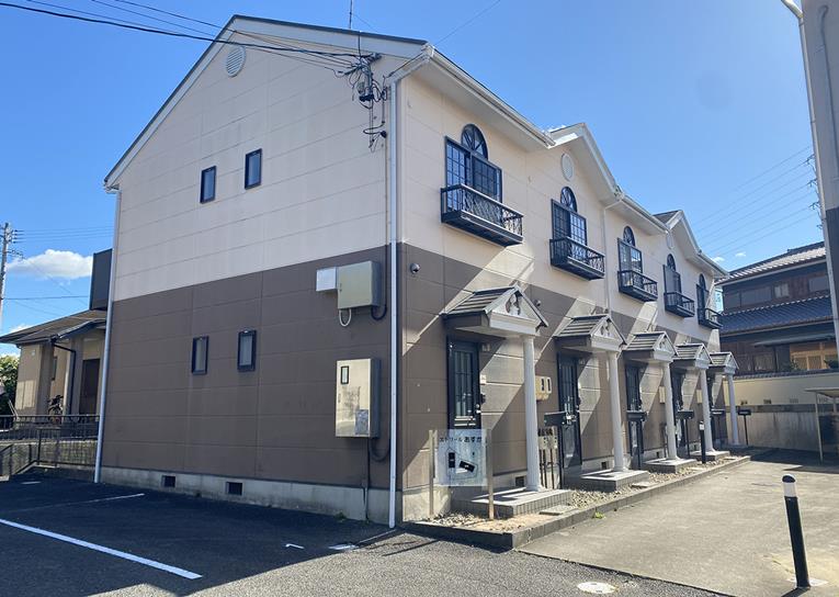 エトワールあすかＡ棟の外観