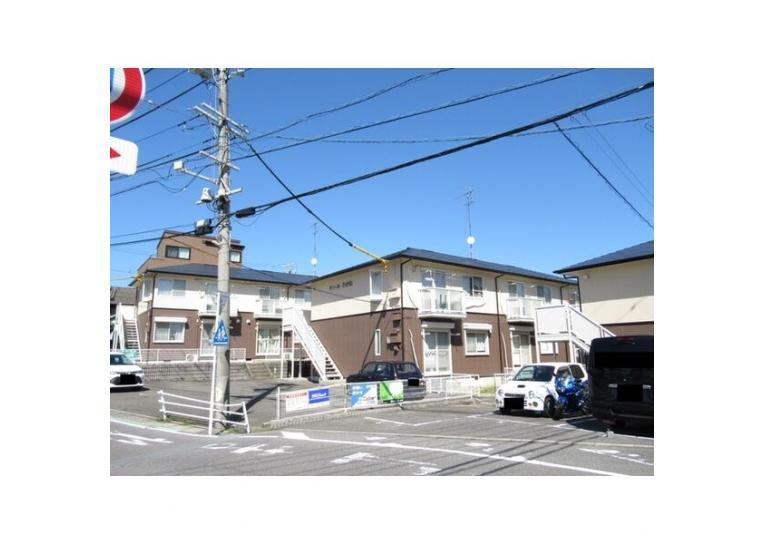 ドミールたかねC棟の外観