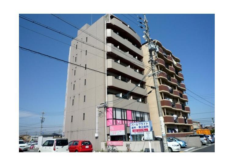 サード・サワータウンの外観