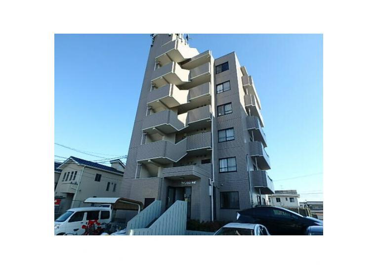 サンライフ白山の外観