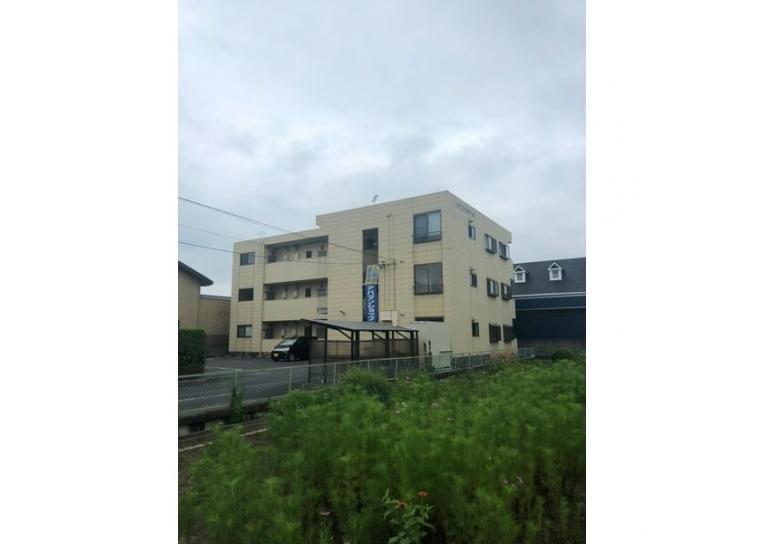 メゾンワタナベの外観