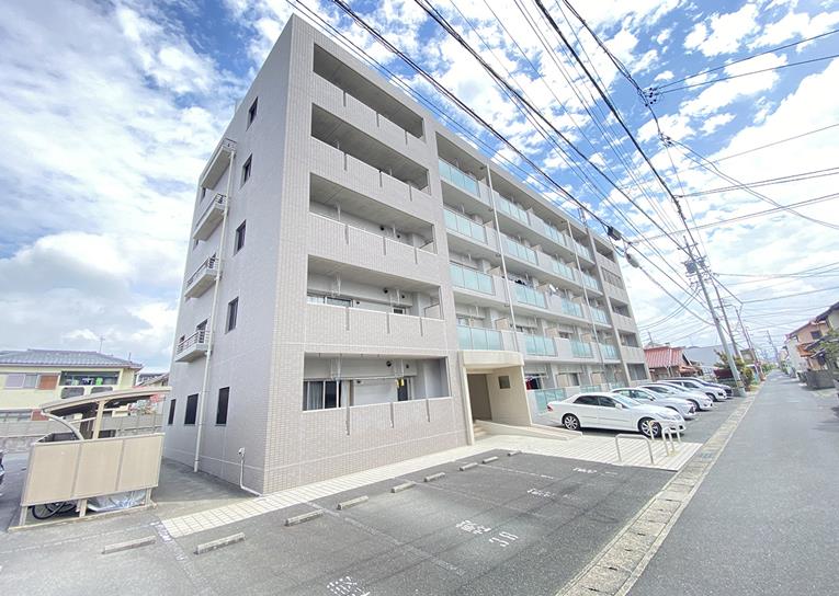 １ＬＤＫ　マンション／愛知県豊川市市田町中社／平成16年10月