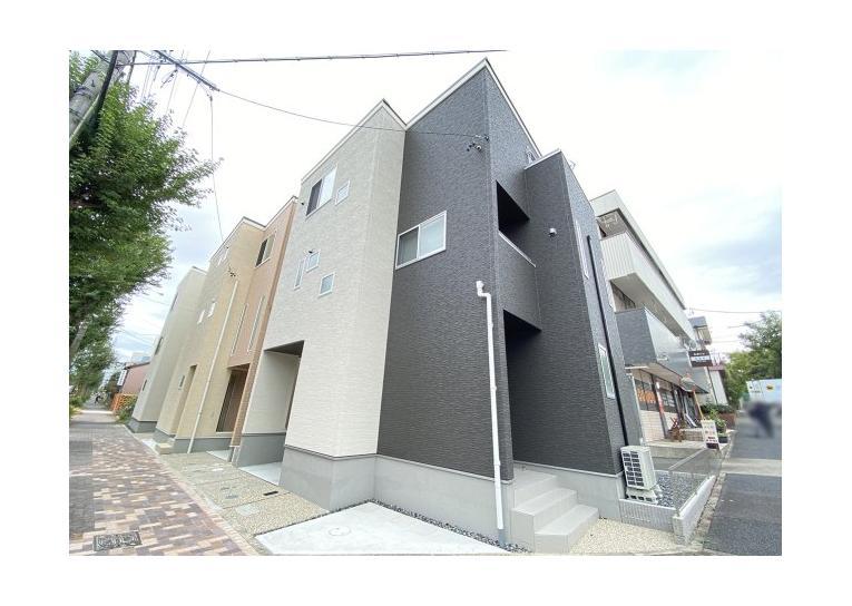 リーブルファイン芳野1号棟の外観