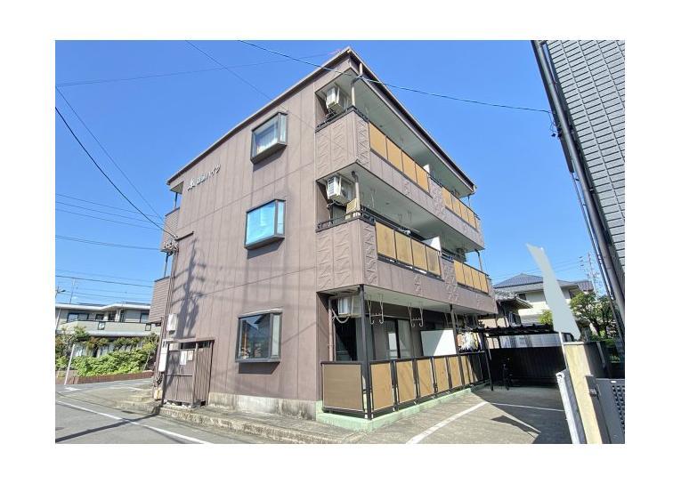御駒ハイツの外観
