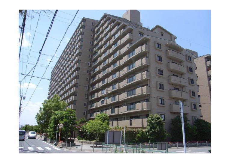 �パークシティ三郷壱番館西棟の外観