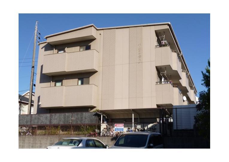 バードヒル香久山の外観