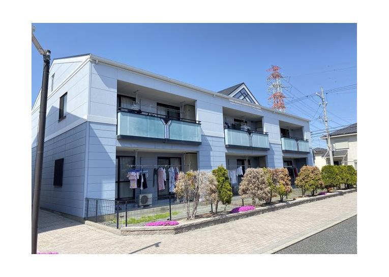 グローリアス山水Ｂ棟の外観