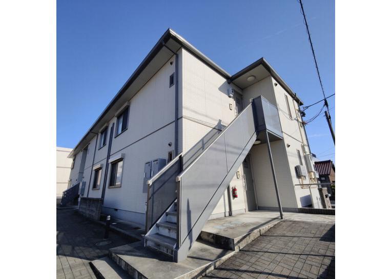 リヴィエー��ル中野の外観