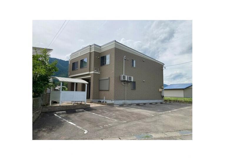 エクランの外観