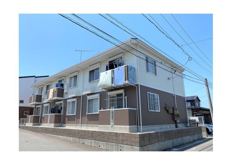 ネオステージの外観