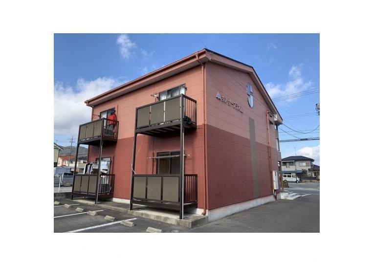 サンサープラスⅢの外観