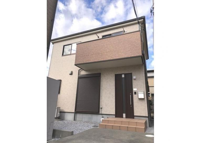 リース�ホーム花常出口C棟の外観