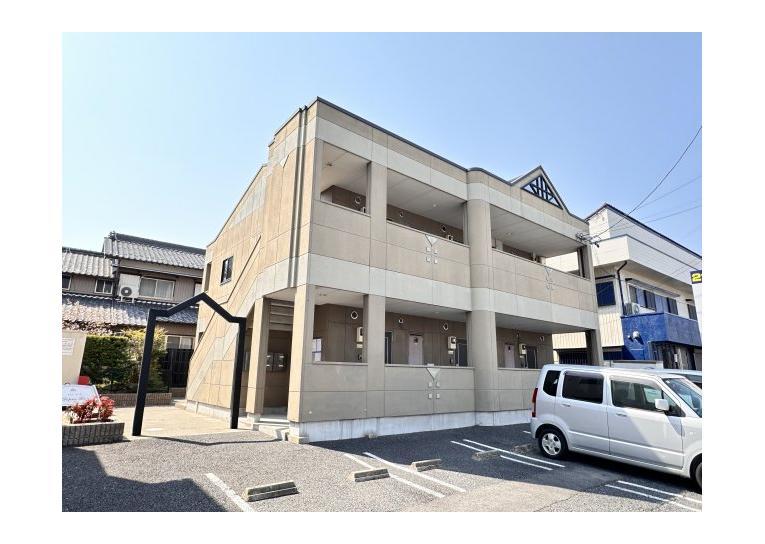 セピア　ローズの外観