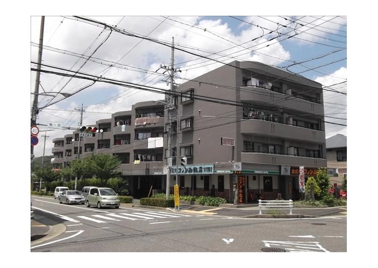 グランドメゾン徳重の外観