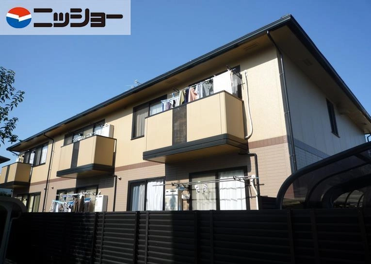 サンピア高根台　C棟の外観