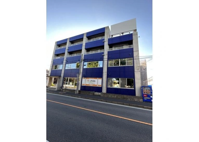 名星ビルの外観