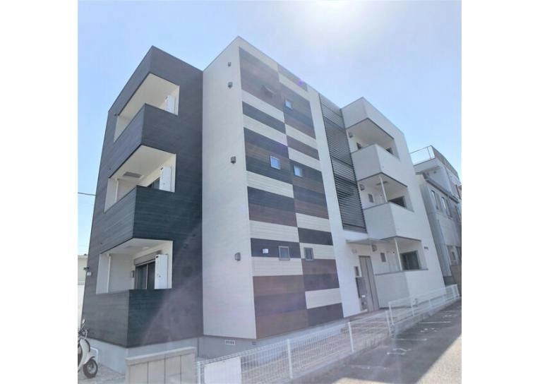 外観写真 ※写真は同型モデルの場合もございます