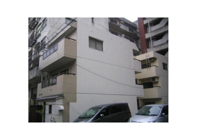 コンフォール池下の外観