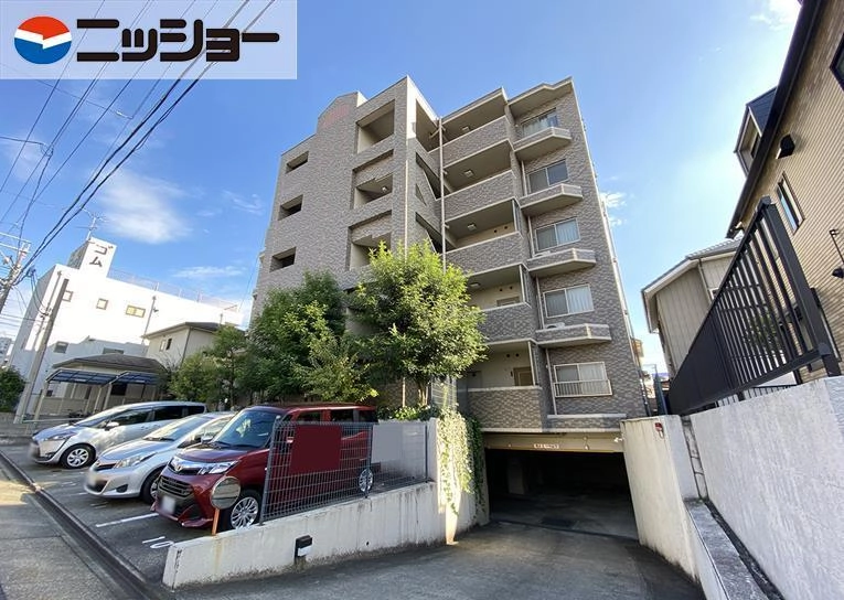 エトワール・ミツワの外観