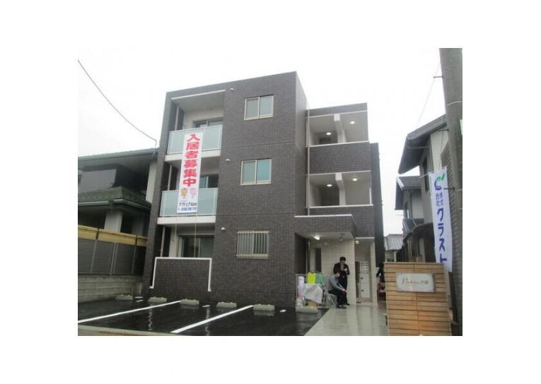 プロティオス汐路の外観